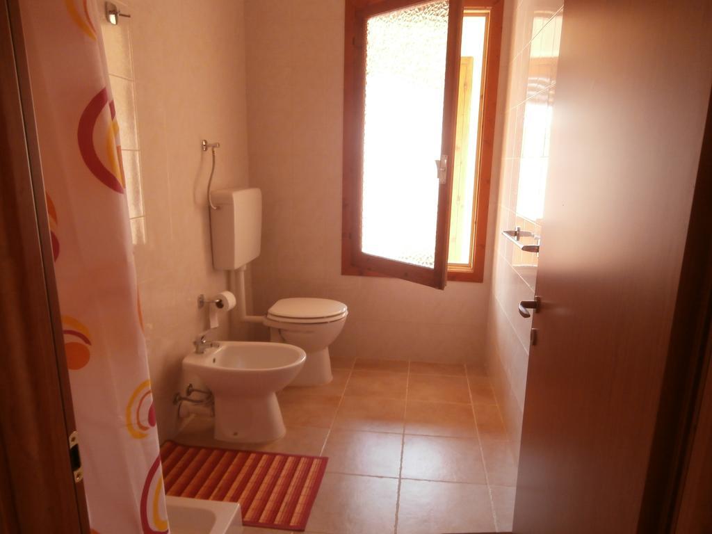 B&B Neverland Marrùbiu Oda fotoğraf